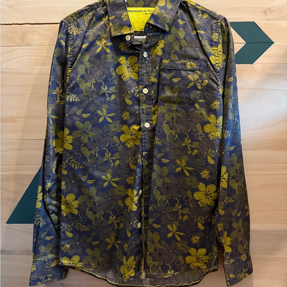 Descendant of Thieves - Men's Floral Shirt - Yellow and Blue